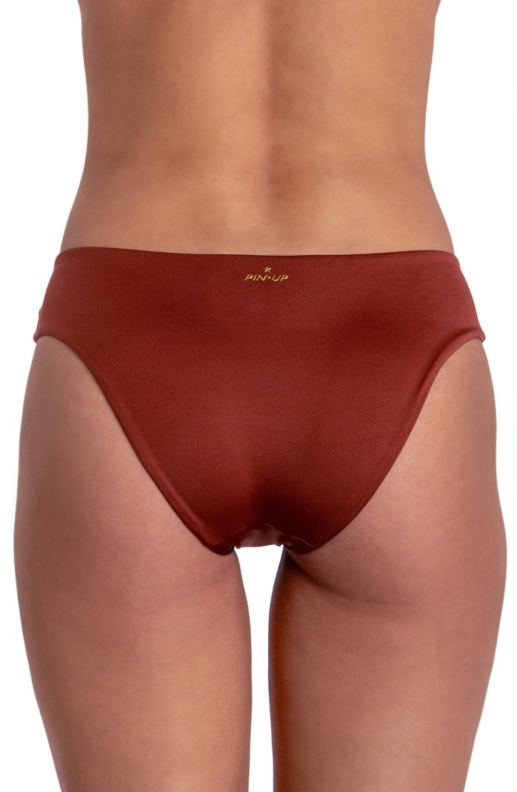 MEDIUM HIGH PLAIN BRIEFS