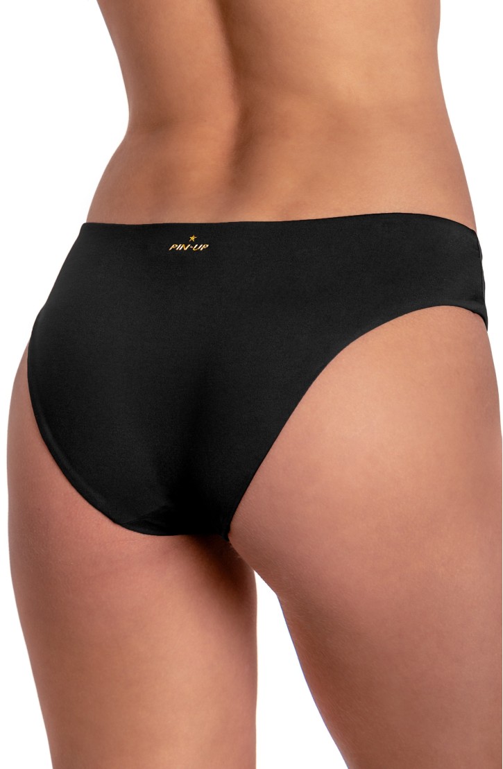 MEDIUM HIGH PLAIN BRIEFS