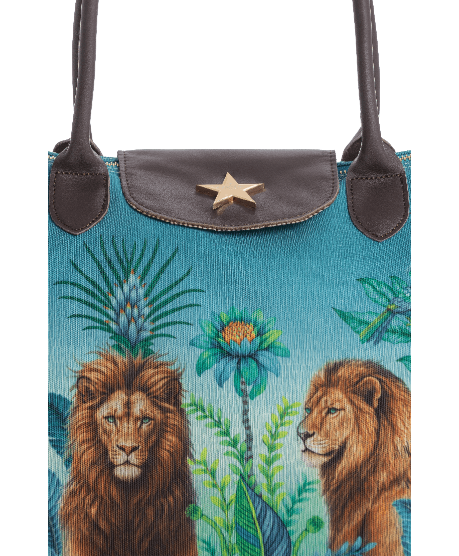 POCKET BAG LION QUEEN