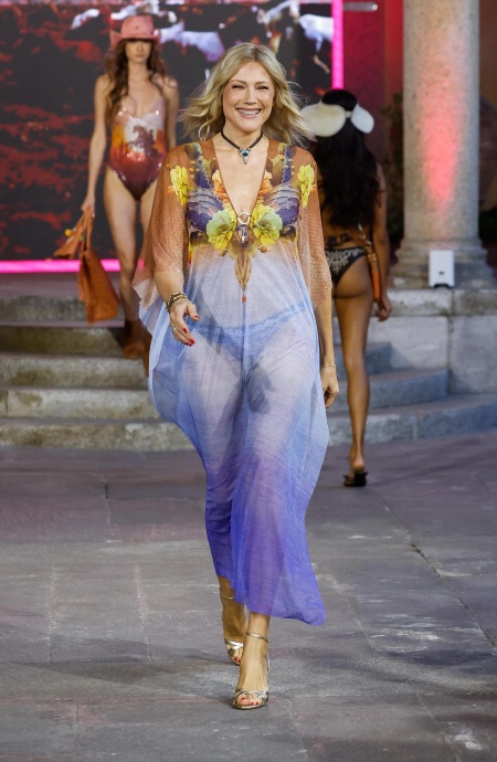 Caftan en tulle à fleurs du désert Pin-Up Stars - 4