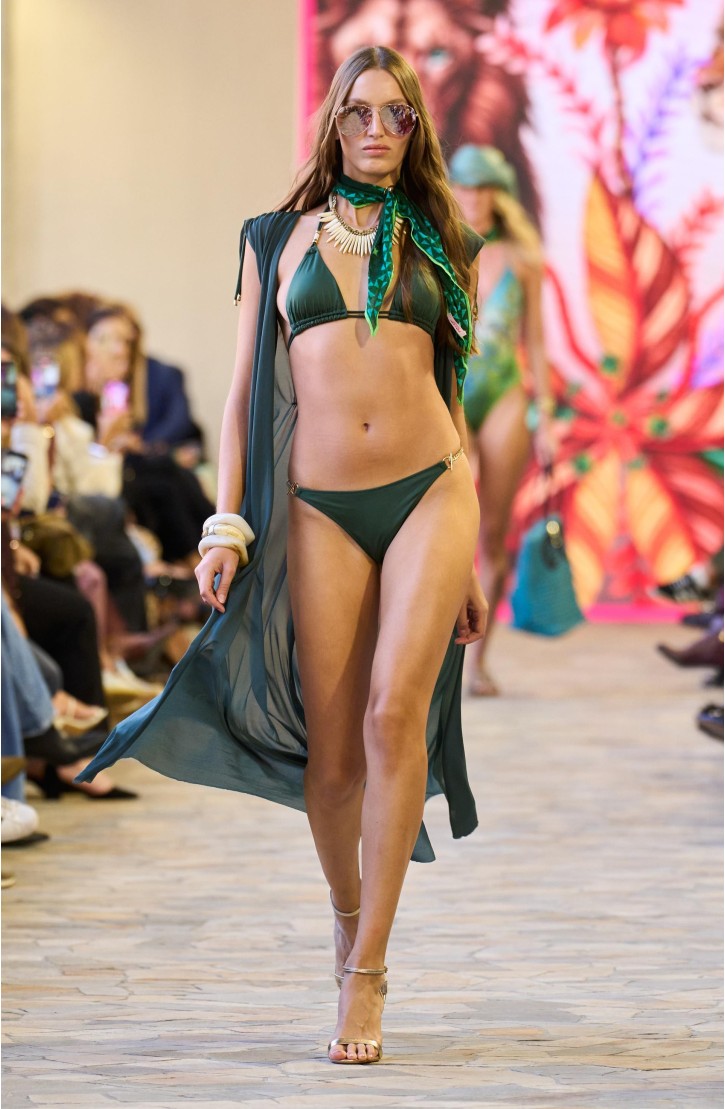 Bikini Triangle Chain Solid Color