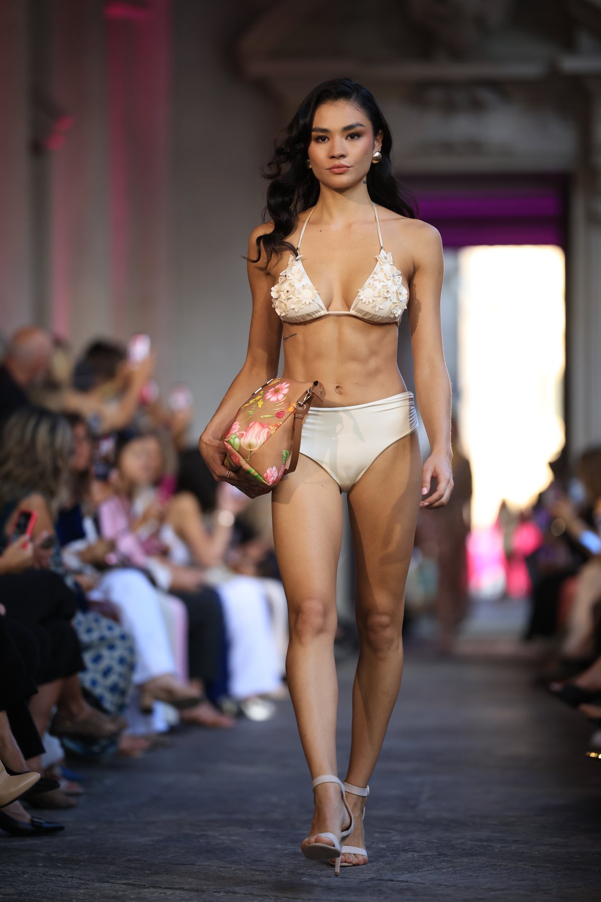 Pin-Up Stars Spring Summer 2027 runway look 22