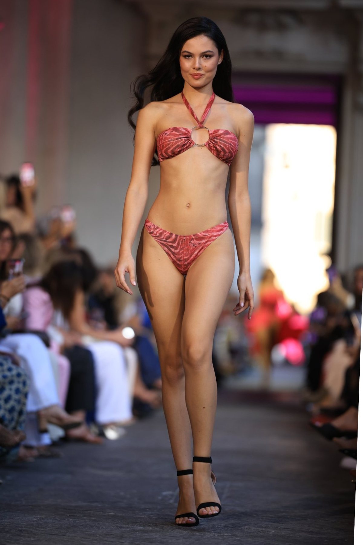 Pin-Up Stars Spring Summer 2027 runway look 32