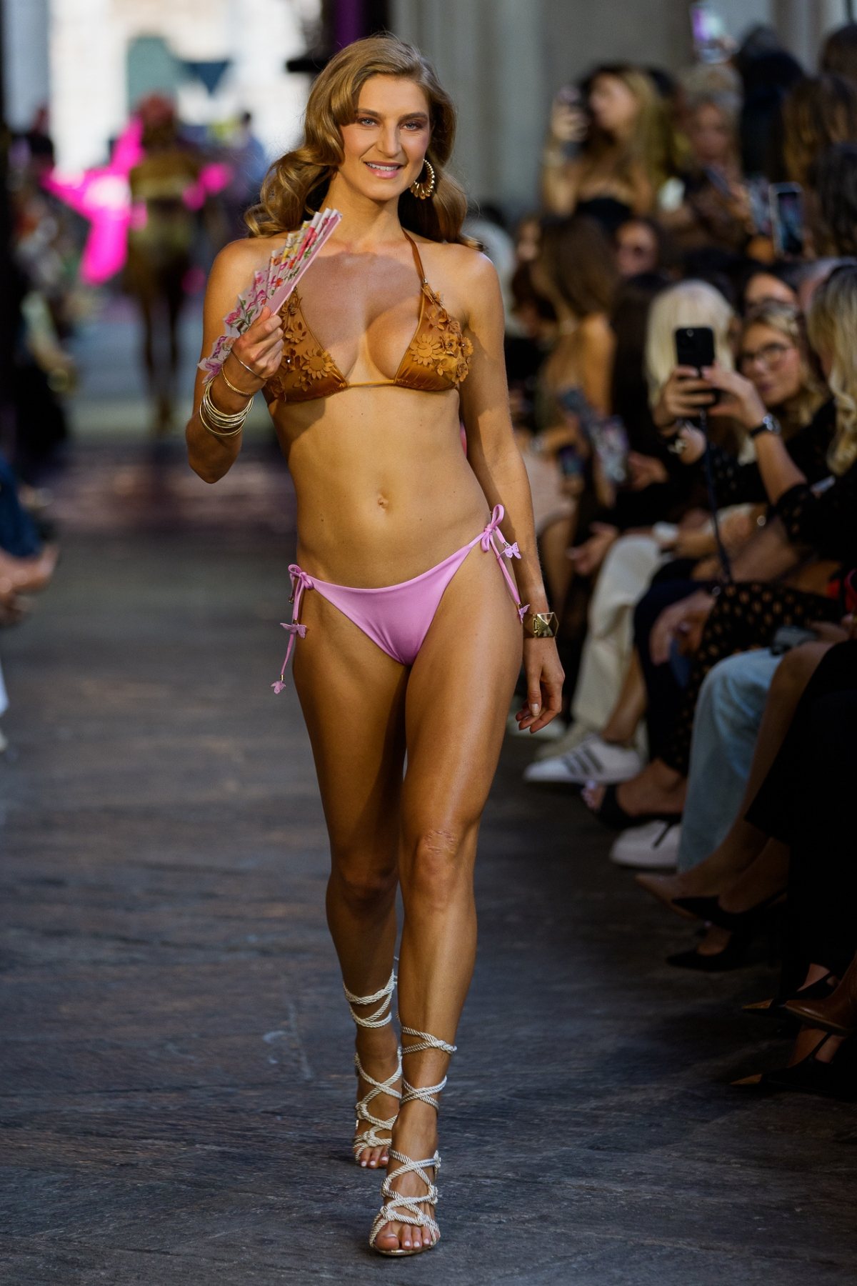 Pin-Up Stars Spring Summer 2027 runway look 38